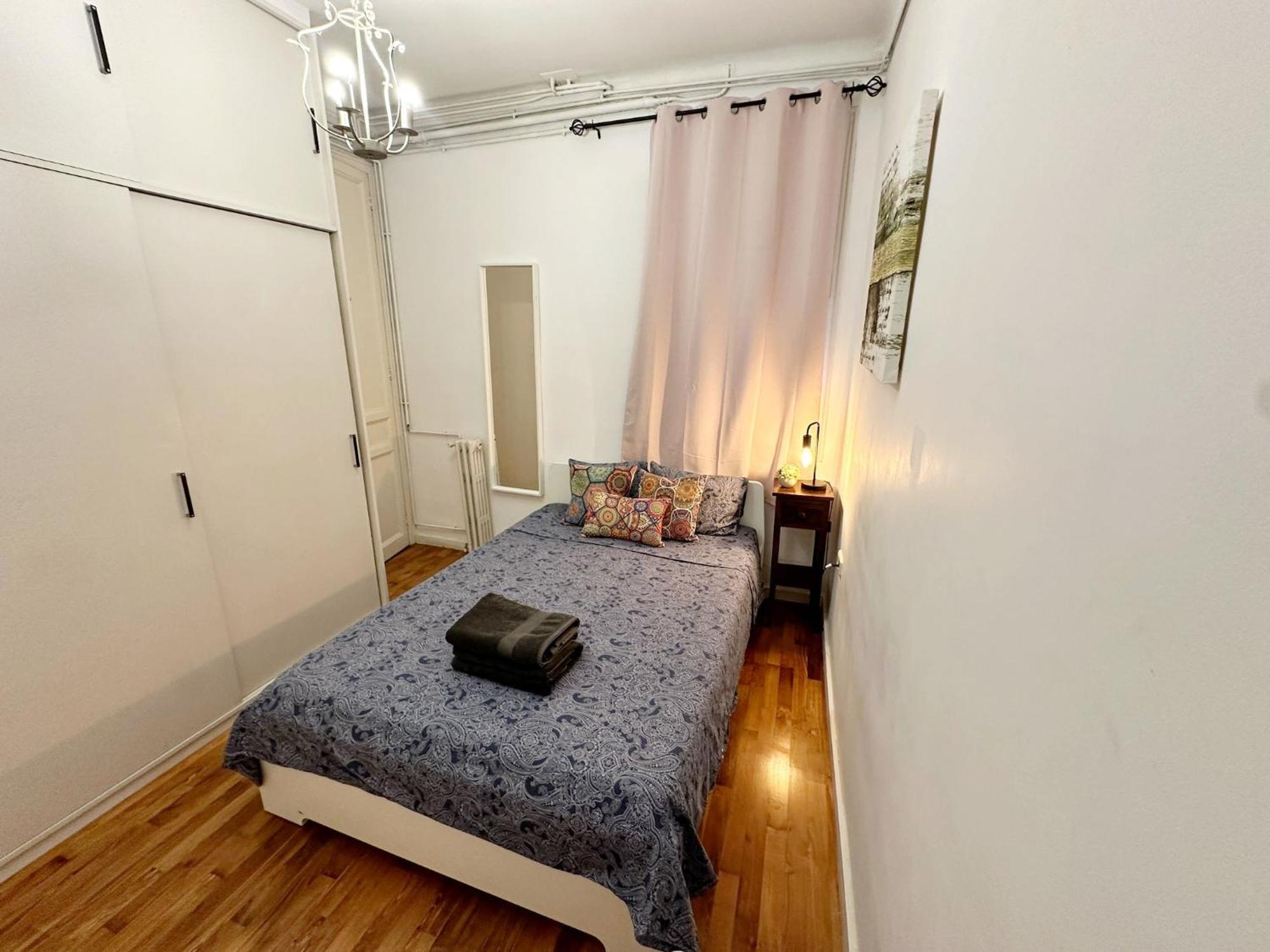 By Urquinaona Private Rooms Barcelona Luaran gambar